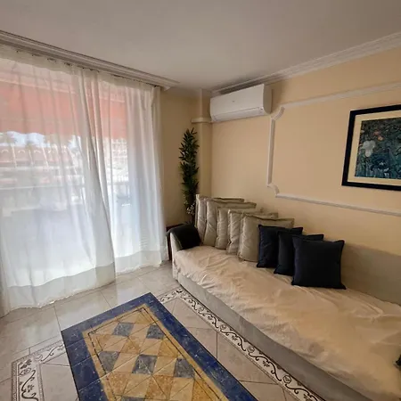 Borok's Place Playa de las Americas (Tenerife)